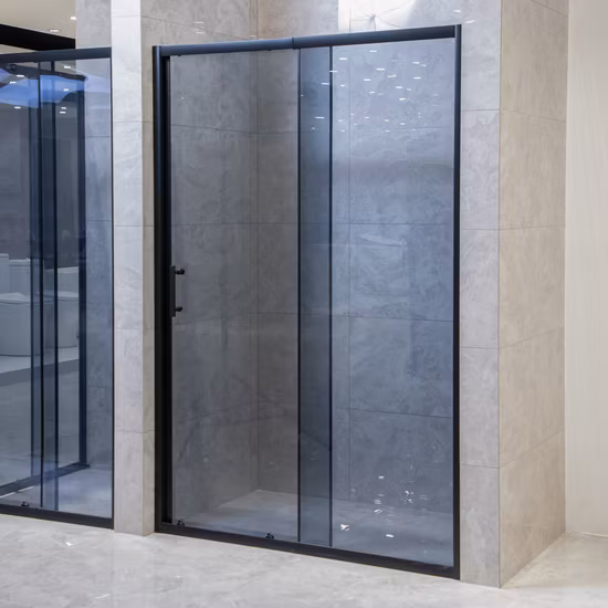 Mode-einfache Duschabtrennung mit Schiebetür aus gehärtetem Glas